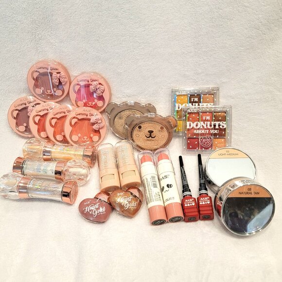 Amuse Other - Amuse - Misc. Makeup lot